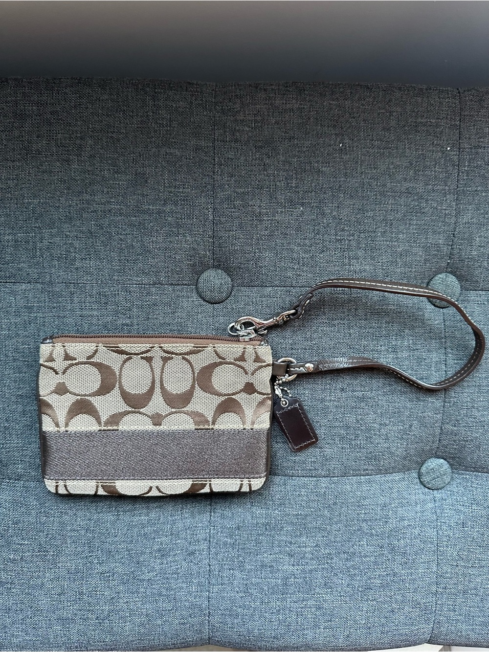 Coach Signature Stripe Jacquard Canvas Zip Top Wristlet Khaki Brown Y2K